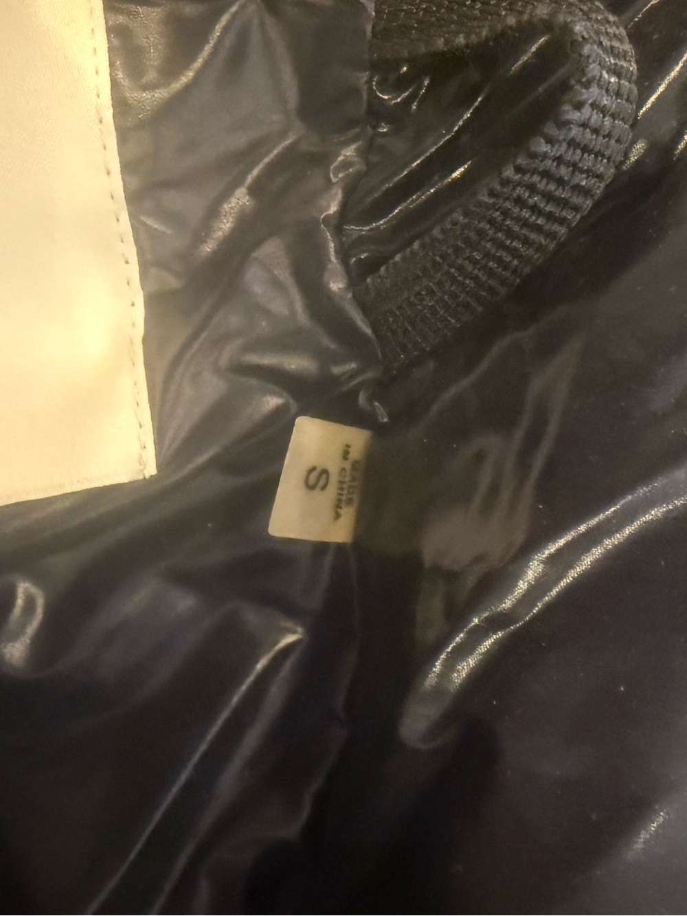 SAM Puffer Vest - Picture 6 of 7